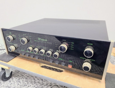 McIntosh C-40
