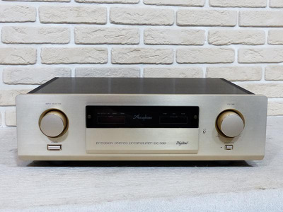 Accuphase DC-300 / С встроенным предварительным усилителем 5