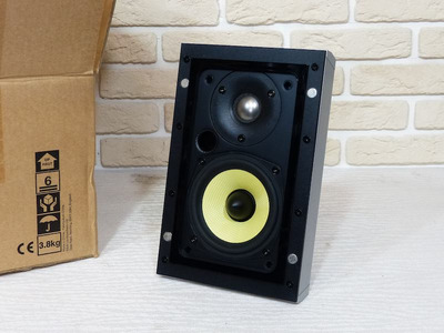 B&W FPM 2 Flat Panel Monitor New -40% / Остаток 1 шт.