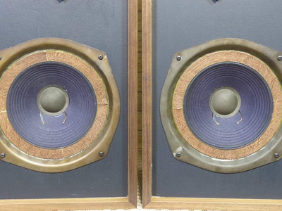 ADVENT Vintage 6