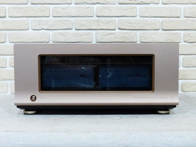 Luxman M-7 Signature