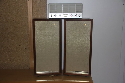 Philips Ламповый усилитель и колонки 1960 год