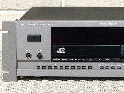Studer D 740 3