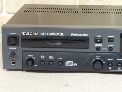 Tascam CD-RW901 Профессиональный 3